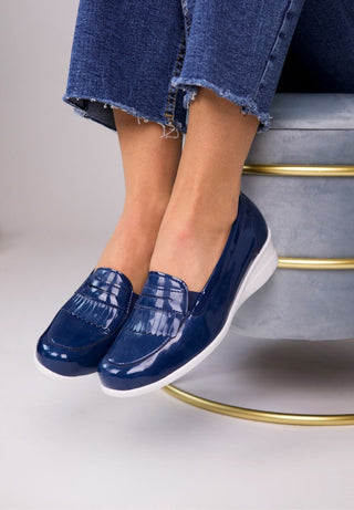 zeitloser Slipper Leder/Stretch blau